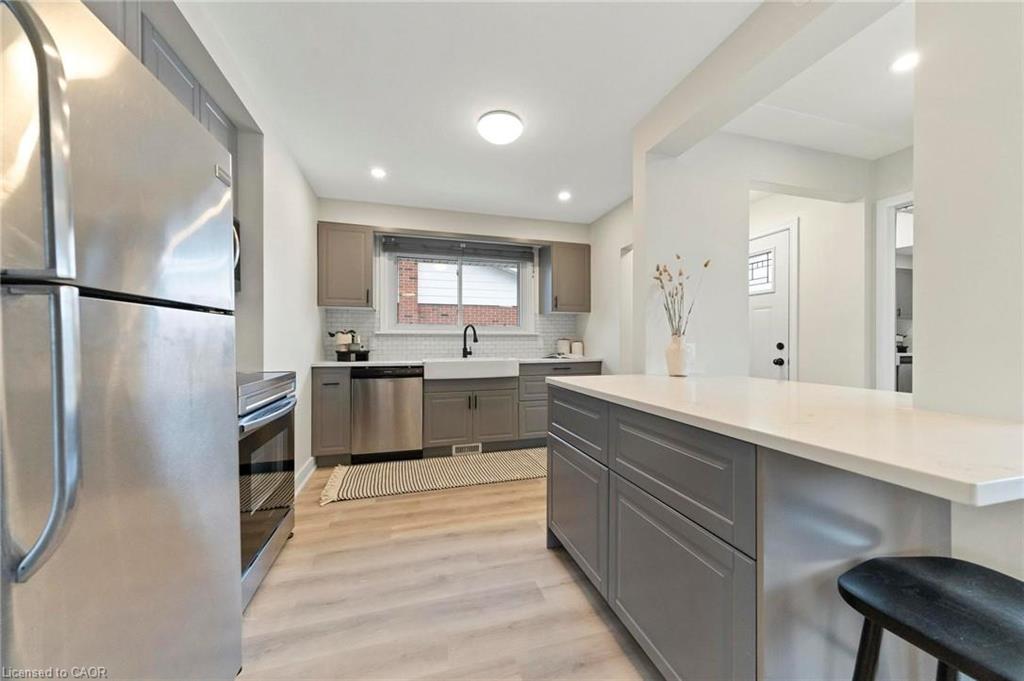 Unit 1 - 627 Upper Ottawa Street, Hamilton 5