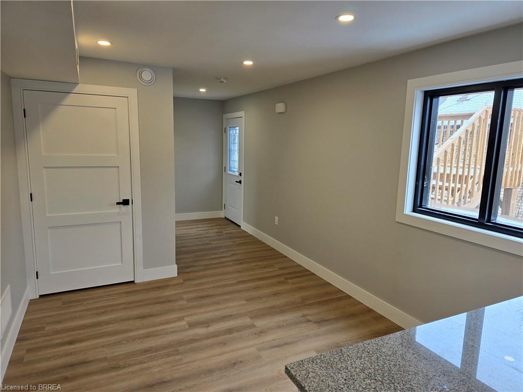 Unit 1 - 241 Darling Street, Brantford 4
