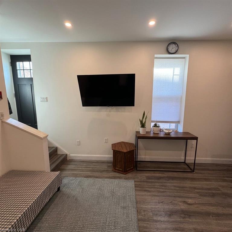 Unit 14 - 195 Waterloo Street, Stratford 2
