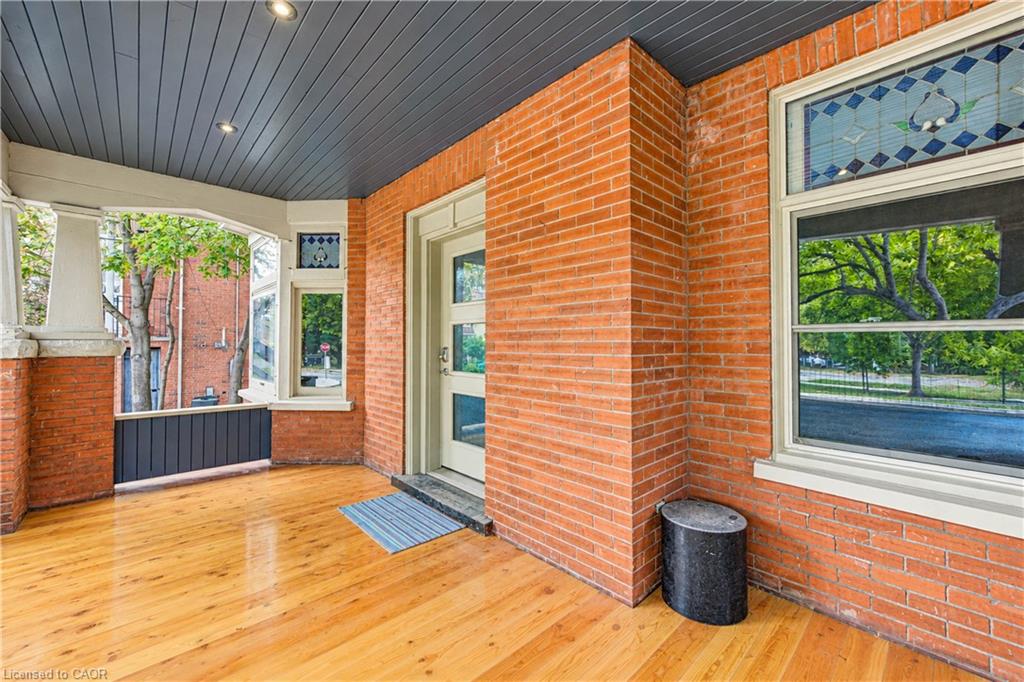 56 Mansion Street, Kitchener 4
