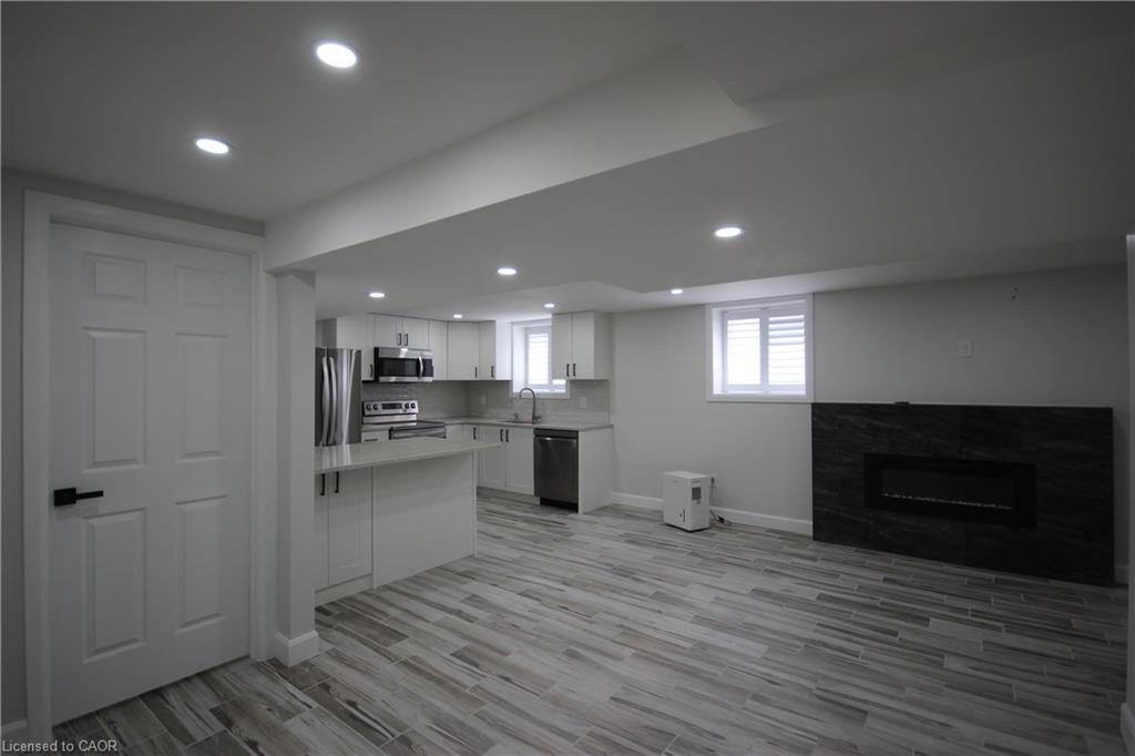 Unit 2 - 177 Broken Oak Crescent, Kitchener 4