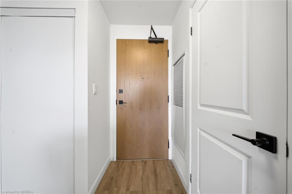 Unit 202 - 7 Erie Avenue, Brantford 2