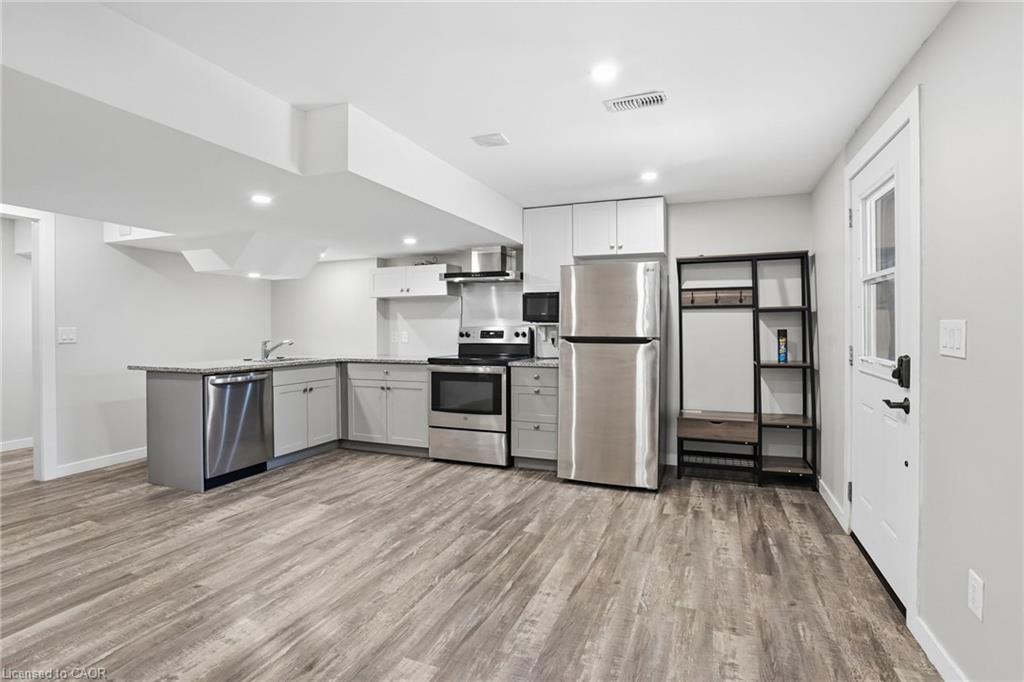 Unit Lower - 43 Fleming Crescent, Caledonia 2