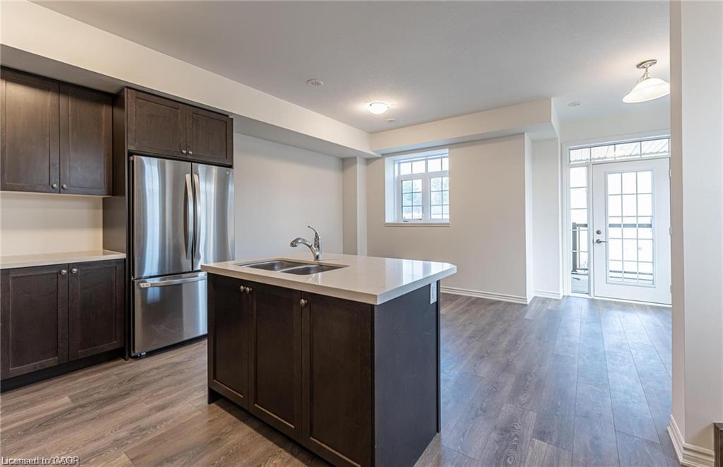 Unit 46 - 305 Garner Road W, Ancaster 3