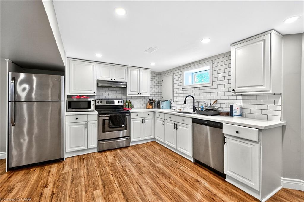 Unit Lower - 312 East 45th Street, Hamilton 5