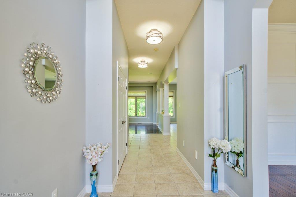 104 Diiorio Circle, Ancaster 4