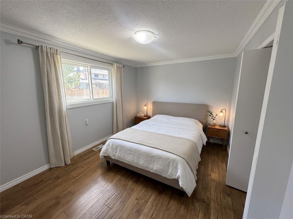 37 Elora Drive, Hamilton 4