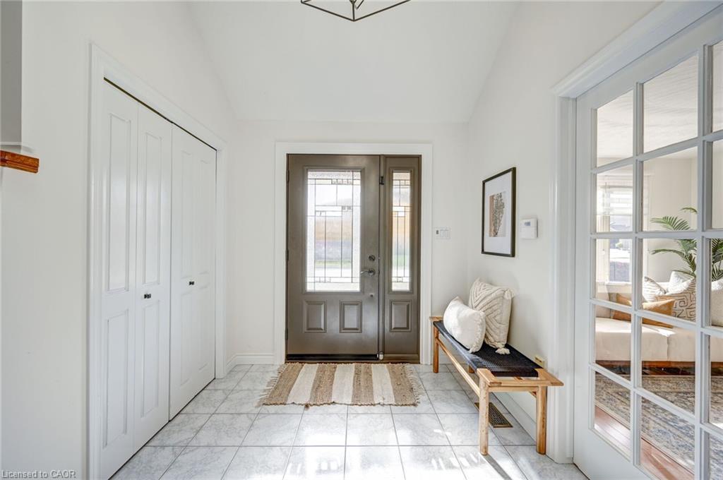 29 Napoleon Drive, Stoney Creek 3