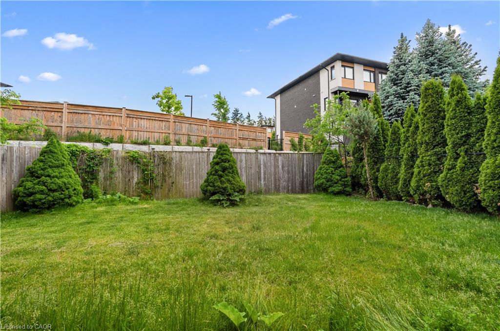 Unit Basement - 4 Clairfields Drive W, Guelph 3