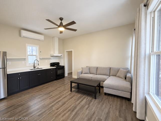 Unit 2 - 92 Alfred Street, Brantford 2