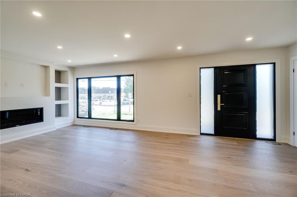 24 Royce Avenue, Stoney Creek 5