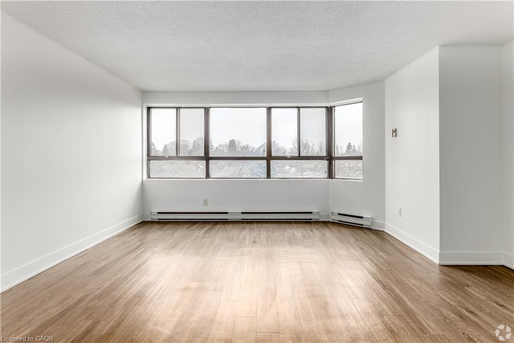 Unit 33 - 565 Belmont Avenue W, Kitchener 3