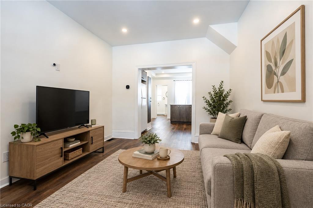 Unit 1 - 39 Garfield Avenue S, Hamilton 4