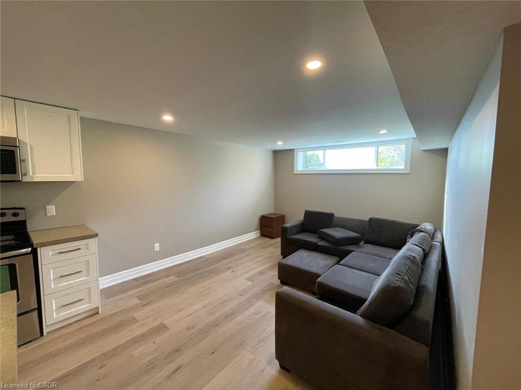 Unit Basement - 161 Sixth Avenue, Kitchener 4