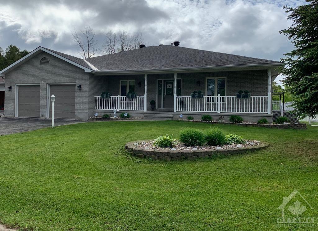 42 BEVERLY Street, StittsvilleGoulbourn, ON Detached Sold price