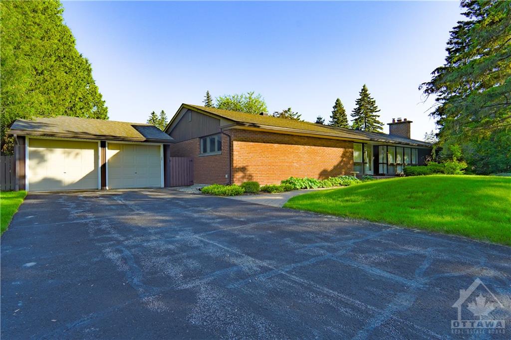 15 TIFFANY Crescent, Kanata, Ontario K2K1W3 Sold History HouseSigma