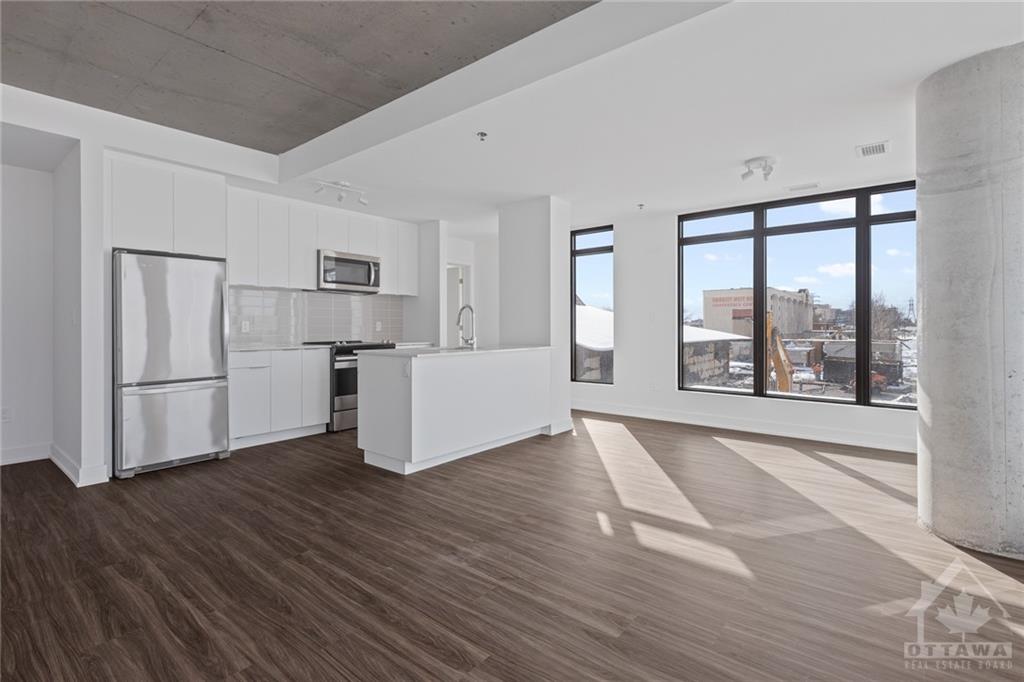 408 1354 CARLING Avenue, Ottawa, Ontario K1Z7L5 Listing History