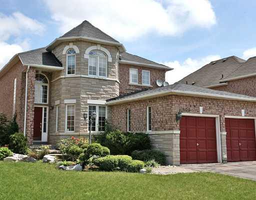 2409 EDEN VALLEY Drive, Oakville, Ontario L6H6L2 Sold History | HouseSigma