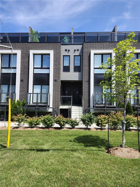 117 6065 MCLEOD Road, Niagara Falls, Ontario L2G3E6 Listing History